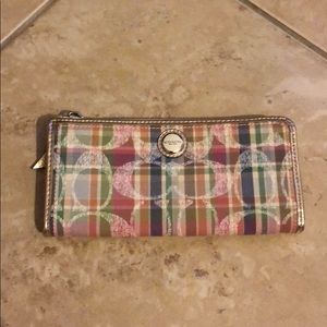 🚨MAKE OFFER🚨 Coach Wallet